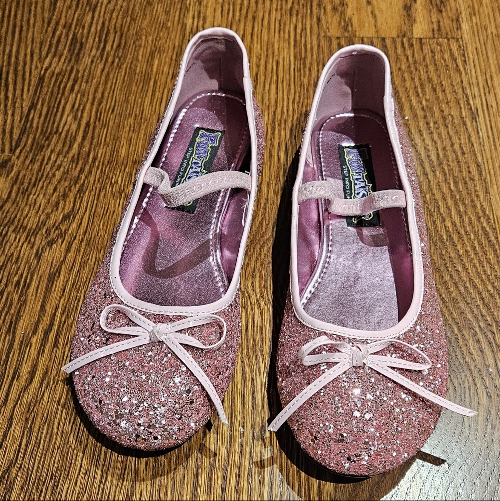 Chasing Fireflies Funtasma Pink Sparkle Ballet Flats - new without packaging